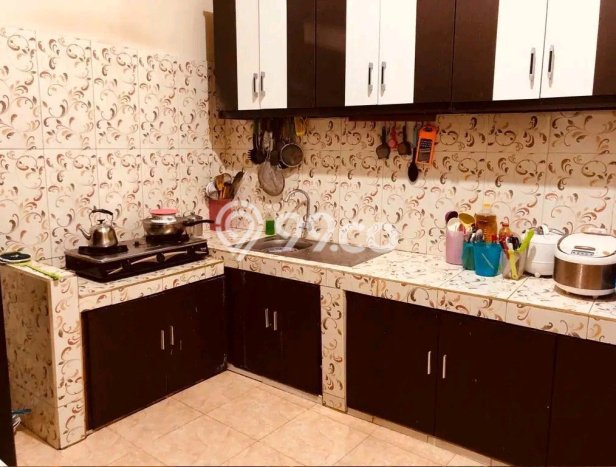 PROPERTI UNGGULAN! Rumah Strategis area Wonocolo, Luas 209m2m² LB 209m2m² PROPERTI UNGGULAN! Rumah Strategis area Wonocolo, Luas 209m2m² LB 209m2m²