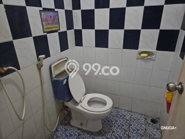 Rumah Bagus di Tenggilis Mejoyo, Surabaya, LT 415m2m² LB 542m2m² HARGA MENARIK! Rumah Bagus di Tenggilis Mejoyo, Surabaya, LT 415m2m² LB 542m2m² HARGA MENARIK!