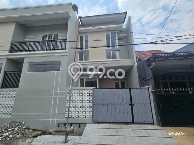 Rumah EXCLUSIVE! di Rungkut, Surabaya, LT 65m2m² LB 120m2m², HARGA SPESIAL Rumah EXCLUSIVE! di Rungkut, Surabaya, LT 65m2m² LB 120m2m², HARGA SPESIAL