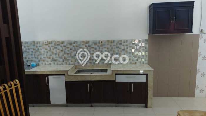 PROPERTI UNGGULAN! Rumah di Waru, 2 KM, Lingkungan Elite, LT 180m2m² LB 180m2m² PROPERTI UNGGULAN! Rumah di Waru, 2 KM, Lingkungan Elite, LT 180m2m² LB 180m2m²