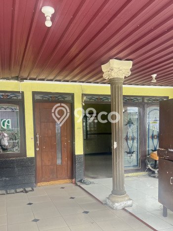 Rumah Lokasi Strategis area Rungkut, Surabaya, LT 150m2m² LB 102m2m² Rumah Lokasi Strategis area Rungkut, Surabaya, LT 150m2m² LB 102m2m²