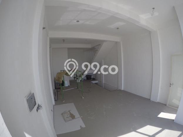Ruko Area Premium di Rungkut, Luas 188m2m², Jalan Utama Ruko Area Premium di Rungkut, Luas 188m2m², Jalan Utama