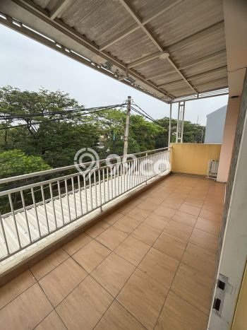 For Sale Rumah 4 Kamar Lokasi Strategis Nyaman dan Strategis di Cipondoh For Sale Rumah 4 Kamar Lokasi Strategis Nyaman dan Strategis di Cipondoh