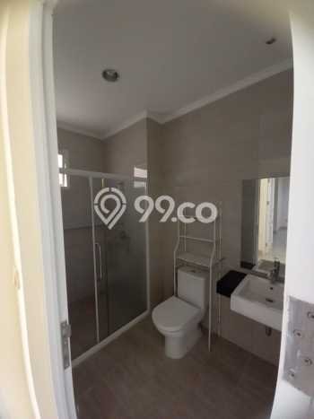 PRIME PROPERTY! Rumah di Green Lake City, 3 KM, Lingkungan Elite, Luas 200m² Bangunan 320m² PRIME PROPERTY! Rumah di Green Lake City, 3 KM, Lingkungan Elite, Luas 200m² Bangunan 320m²