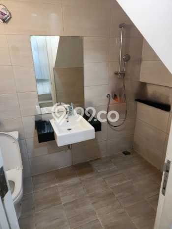 For Sale Rumah 3 Kamar Lokasi Strategis Nyaman dan Strategis di Cengkareng For Sale Rumah 3 Kamar Lokasi Strategis Nyaman dan Strategis di Cengkareng