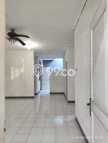 Rumah Strategis Minimalis Lb 73m2 di Cipondoh, Tangerang Rumah Strategis Minimalis Lb 73m2 di Cipondoh, Tangerang