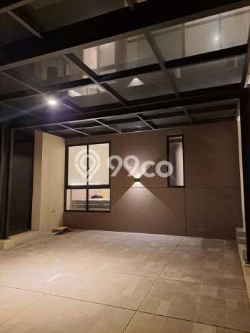 Rumah Luxury Modern Siap Huni di Gading Serpong Tangerang Rumah Luxury Modern Siap Huni di Gading Serpong Tangerang