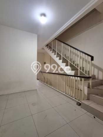 Ruko Kawasan , Luas 173m2m², Lokasi Bisnis, Siap Bisnis Ruko Kawasan , Luas 173m2m², Lokasi Bisnis, Siap Bisnis