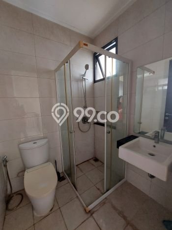 For Sale Hunian Rumah Terawat 4 KT di Green Lake City, Jakarta Barat For Sale Hunian Rumah Terawat 4 KT di Green Lake City, Jakarta Barat