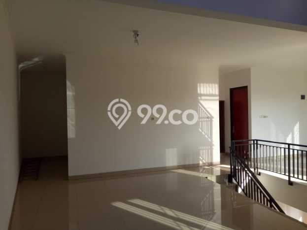 Rumah Modern Cantik 4 Kamar Siap Huni di Ciledug Rumah Modern Cantik 4 Kamar Siap Huni di Ciledug
