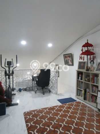 Rumah Eksklusif Siap Huni LT 290m2 di Pesanggrahan, Jakarta Selatan Rumah Eksklusif Siap Huni LT 290m2 di Pesanggrahan, Jakarta Selatan