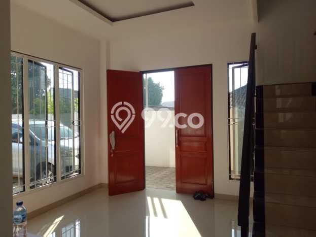 Rumah Modern Cantik 4 Kamar Siap Huni di Ciledug Rumah Modern Cantik 4 Kamar Siap Huni di Ciledug