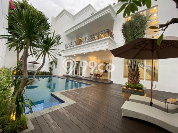Rumah Mewah LB 1050m2 Siap Huni Desain Elegan di Pondok Indah, Jakarta Selatan Rumah Mewah LB 1050m2 Siap Huni Desain Elegan di Pondok Indah, Jakarta Selatan