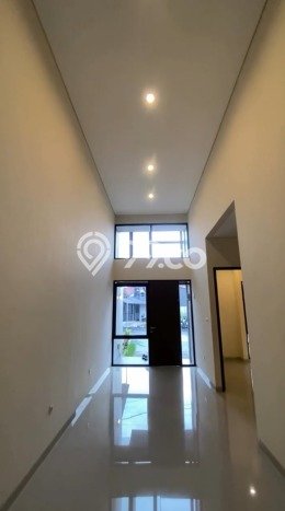 Rumah Luas Asri 2 KT Siap Pakai di Taman Kopo Indah Bandung Rumah Luas Asri 2 KT Siap Pakai di Taman Kopo Indah Bandung