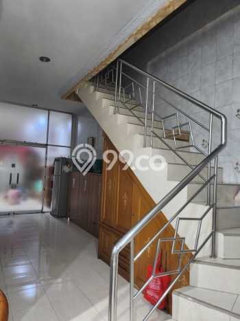 Rumah Luxury Modern Siap Huni di Angke Jakarta Barat Rumah Luxury Modern Siap Huni di Angke Jakarta Barat