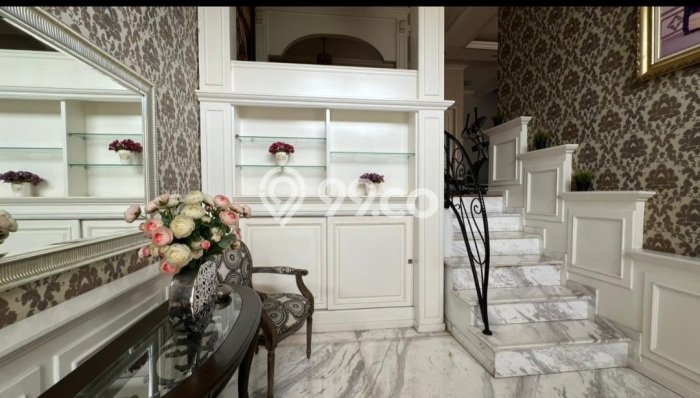 For Sale! Premium House LT 150m2 Desain Elegan di Pantai Indah Kapuk For Sale! Premium House LT 150m2 Desain Elegan di Pantai Indah Kapuk