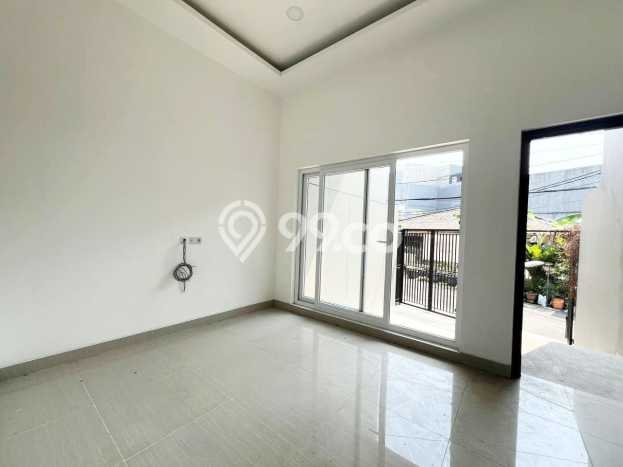 Rumah Nyaman 3 KT LB 120m2 Kondisi Bagus di Muara Karang Rumah Nyaman 3 KT LB 120m2 Kondisi Bagus di Muara Karang