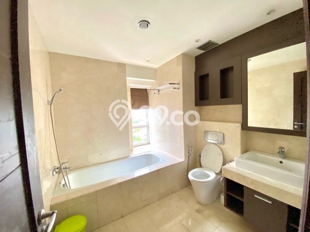 Disewakan Apartemen Kawasan , 3 KT, Luas 188m2m², Pemandangan Bagus Disewakan Apartemen Kawasan , 3 KT, Luas 188m2m², Pemandangan Bagus