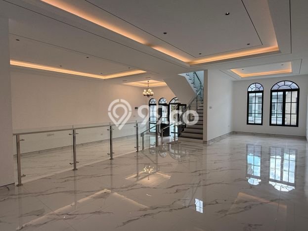 Rumah Mewah LB 490m2 Siap Huni Desain Elegan di Batam Centre, Batam Rumah Mewah LB 490m2 Siap Huni Desain Elegan di Batam Centre, Batam