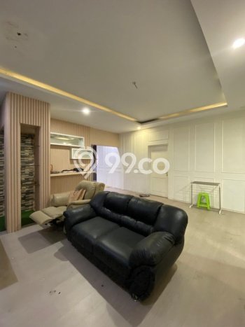 Ready to Use! Premium House LT 297m2 Desain Elegan di Batam Centre Ready to Use! Premium House LT 297m2 Desain Elegan di Batam Centre