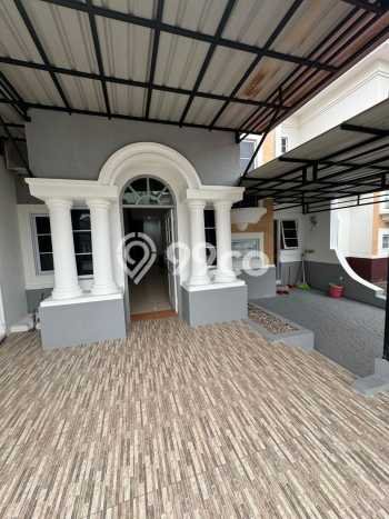 Sewa Rumah Harga Terjangkau di Batam Centre Batam dengan 4 Kamar Tidur Sewa Rumah Harga Terjangkau di Batam Centre Batam dengan 4 Kamar Tidur