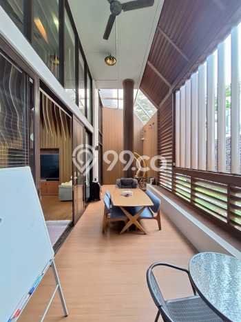 Ready to Use! Premium House LT 310m2 Desain Modern di Batam Centre Ready to Use! Premium House LT 310m2 Desain Modern di Batam Centre