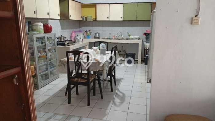 Rumah Elit LB 248m2 Siap Huni Desain Elegan di Grogol, Jakarta Barat Rumah Elit LB 248m2 Siap Huni Desain Elegan di Grogol, Jakarta Barat