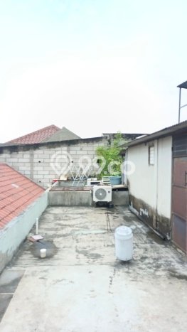 Rumah Modern 3 KT di Joglo Jakarta Barat Semi Furnished Rumah Modern 3 KT di Joglo Jakarta Barat Semi Furnished