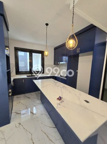 Jual Rumah Luas Megah Dengan View Eksklusif di Bintaro, Tangerang Selatan Jual Rumah Luas Megah Dengan View Eksklusif di Bintaro, Tangerang Selatan