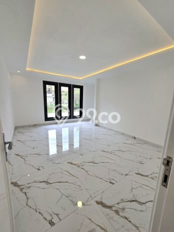 Jual Rumah Luas Megah Dengan View Eksklusif di Bintaro, Tangerang Selatan Jual Rumah Luas Megah Dengan View Eksklusif di Bintaro, Tangerang Selatan