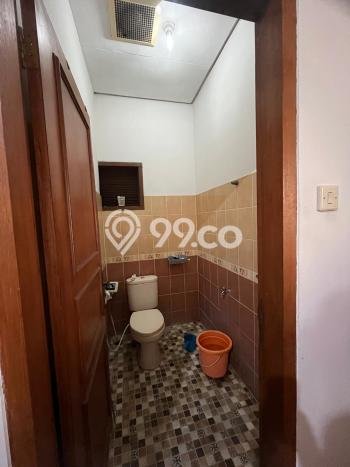 Rumah Mewah LB 300m2 Siap Pakai Desain Elegan di Bintaro, Tangerang Selatan Rumah Mewah LB 300m2 Siap Pakai Desain Elegan di Bintaro, Tangerang Selatan