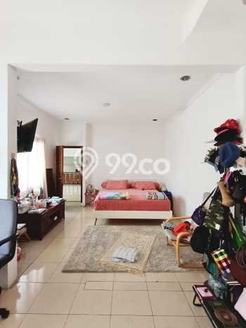 Jual Rumah Luas Megah Dengan View Eksklusif di Bintaro, Tangerang Selatan Jual Rumah Luas Megah Dengan View Eksklusif di Bintaro, Tangerang Selatan