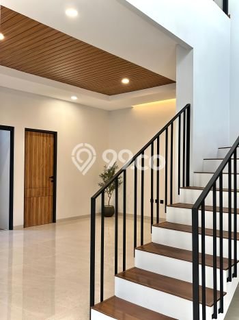 Dijual Rumah Luas Elegan Dengan View Cantik di BSD City, Tangerang Dijual Rumah Luas Elegan Dengan View Cantik di BSD City, Tangerang