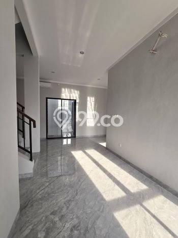 Rumah Mewah LB 150m2 Siap Huni Desain Elegan di Bintaro, Tangerang Selatan Rumah Mewah LB 150m2 Siap Huni Desain Elegan di Bintaro, Tangerang Selatan