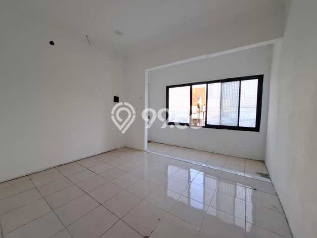 LOKASI STRATEGIS! Ruko For Rent di Kemang, Luas 112m², Area Berkembang LOKASI STRATEGIS! Ruko For Rent di Kemang, Luas 112m², Area Berkembang