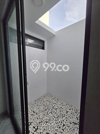 Rumah Mewah LB 150m2 Siap Huni Desain Elegan di Bintaro, Tangerang Selatan Rumah Mewah LB 150m2 Siap Huni Desain Elegan di Bintaro, Tangerang Selatan