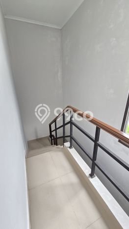 Jual Rumah Minimalis Bagus Punya 3 KT di Cinere Depok SHM Jual Rumah Minimalis Bagus Punya 3 KT di Cinere Depok SHM
