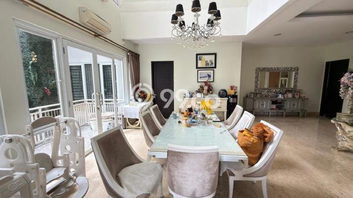 Dijual Rumah Luas Megah Dengan View Eksklusif di Lebak Bulus, Jakarta Selatan Dijual Rumah Luas Megah Dengan View Eksklusif di Lebak Bulus, Jakarta Selatan