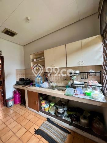Rumah Mewah LB 300m2 Siap Pakai Desain Elegan di Bintaro, Tangerang Selatan Rumah Mewah LB 300m2 Siap Pakai Desain Elegan di Bintaro, Tangerang Selatan
