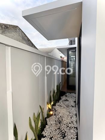 Dijual Rumah Luas Elegan Dengan View Cantik di BSD City, Tangerang Dijual Rumah Luas Elegan Dengan View Cantik di BSD City, Tangerang