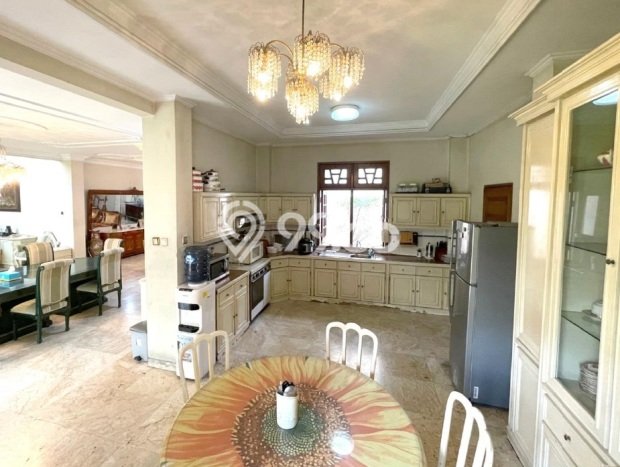 Rumah 6 KT 3 KM di Kawasan Tegalega, Bandung Rumah 6 KT 3 KM di Kawasan Tegalega, Bandung
