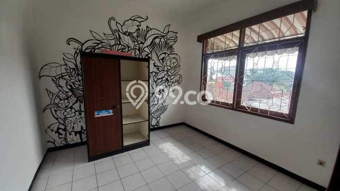 Rumah kawasan Cibeunying Kidul, 5 KT, Lingkungan Elite, Luas 450m² LB 389m² Rumah kawasan Cibeunying Kidul, 5 KT, Lingkungan Elite, Luas 450m² LB 389m²