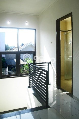 Dijual Hunian Rumah Nyaman 4 Kamar di Cigadung, Bandung Dijual Hunian Rumah Nyaman 4 Kamar di Cigadung, Bandung