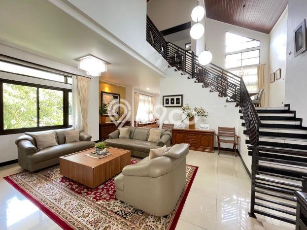 Rumah area Ciumbuleuit, 5 KT, Area Strategis, LT 530m² LB 350m² Rumah area Ciumbuleuit, 5 KT, Area Strategis, LT 530m² LB 350m²