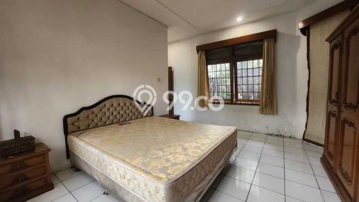 Rumah Elit Modern Tanpa Renovasi di Cikutra Bandung Rumah Elit Modern Tanpa Renovasi di Cikutra Bandung