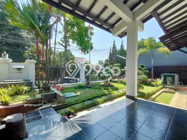 Rumah Elit Modern Tanpa Renovasi di Setra Murni Bandung Rumah Elit Modern Tanpa Renovasi di Setra Murni Bandung