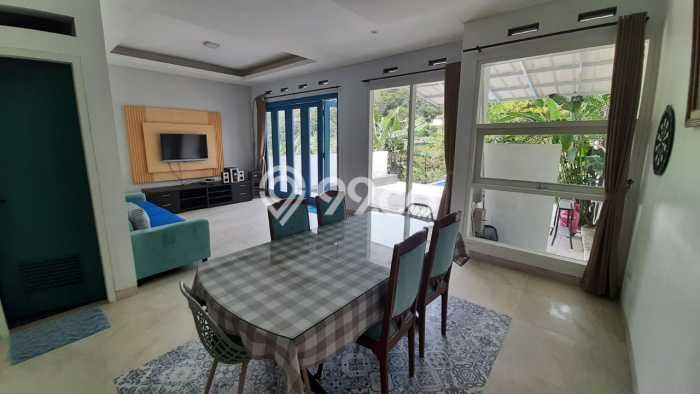 Rumah Luxury Modern Siap Huni di Resor Dago Pakar Bandung Rumah Luxury Modern Siap Huni di Resor Dago Pakar Bandung