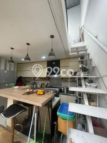 Dijual Rumah Premium dengan Fasilitas Sekitar Komplit di Cimahi Tengah, Cimahi Dijual Rumah Premium dengan Fasilitas Sekitar Komplit di Cimahi Tengah, Cimahi