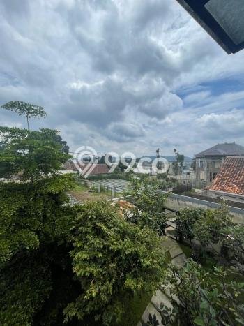 Vila Kawasan Lembang, Area 220m2m², Dekat ke Pusat Kota Vila Kawasan Lembang, Area 220m2m², Dekat ke Pusat Kota