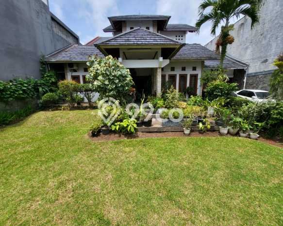 Jual Rumah Mewah Elegan Dengan View Eksklusif di Setra Sari, Bandung Jual Rumah Mewah Elegan Dengan View Eksklusif di Setra Sari, Bandung